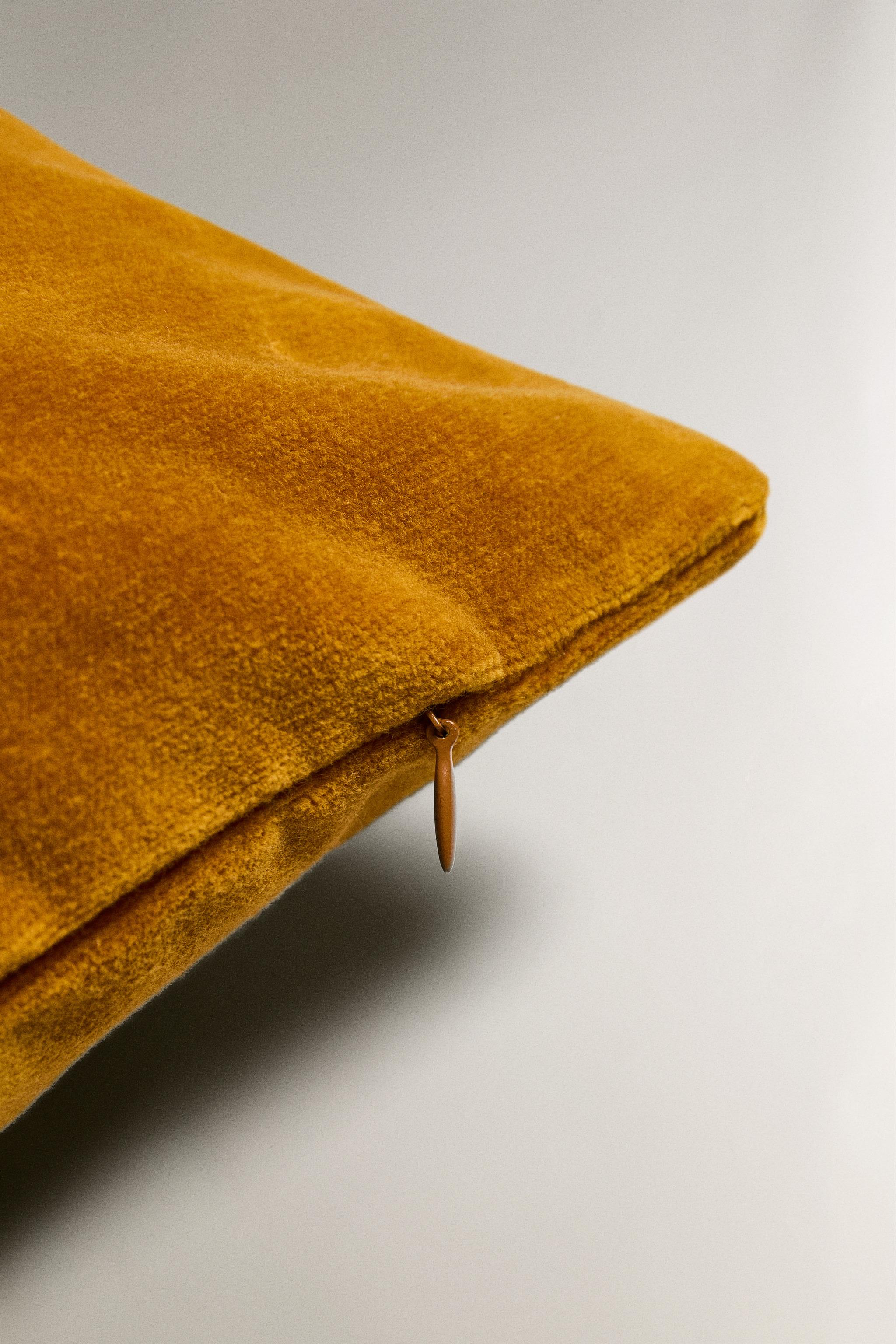 VELVET THROW PILLOW COVER